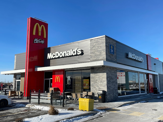 McDonald's Ottawa — réalisation commerciale Maçontech